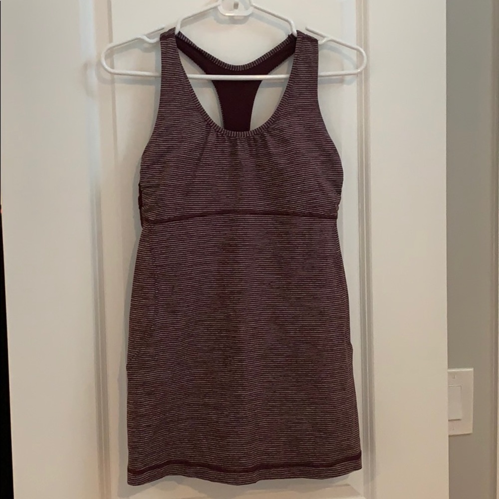 Lululemon tank